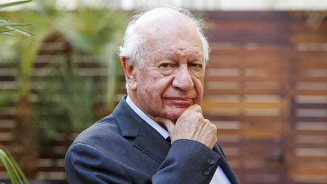 Ricardo Lagos anuncia su retiro de la vida pública