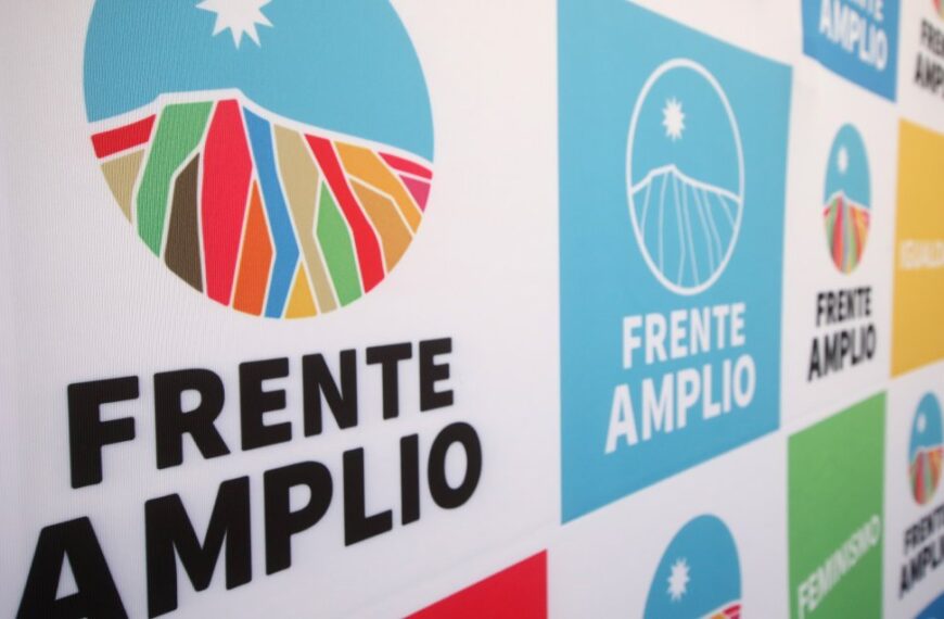 Frente Amplio lidera la pérdida de militantes en 2024