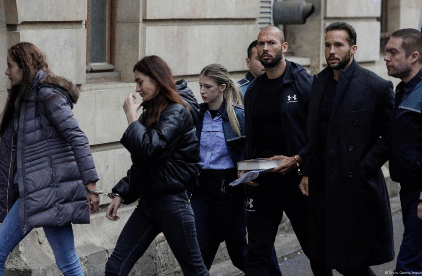 Demanda contra Andrew Tate por agresión y violencia