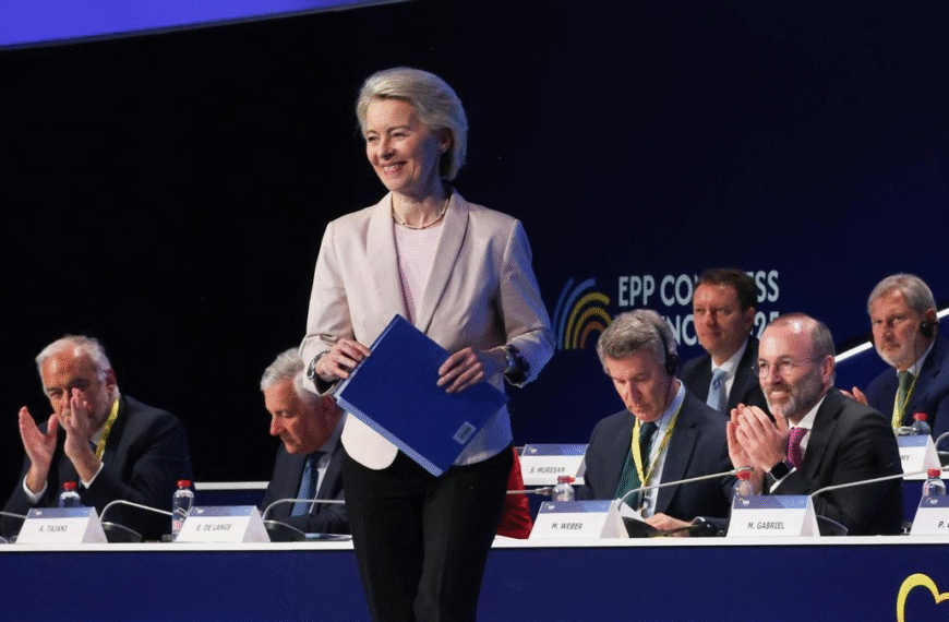 Partido Popular Europeo: Manfred Weber reelecto como líder
