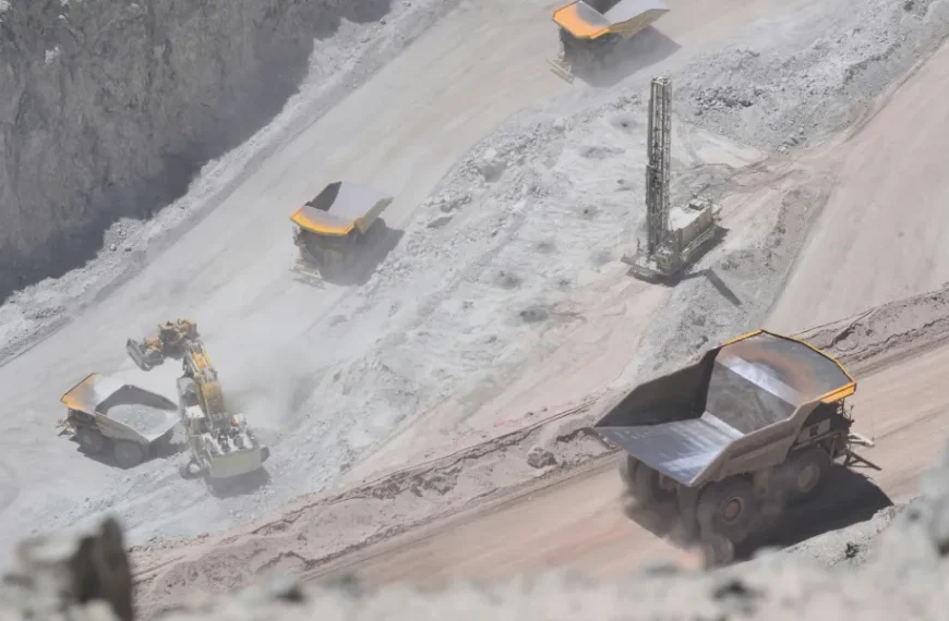 Aumento Contribuciones Minería Antofagasta: Un Alza del 297%